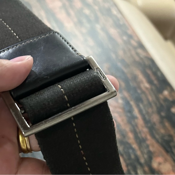 Authentic Coach messenger bag. Size medium. Pre loved. Condition 10:10 - Picture 12 of 15